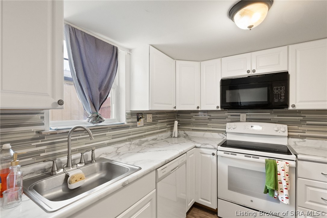 3042 Wooded Way Property Photo 15