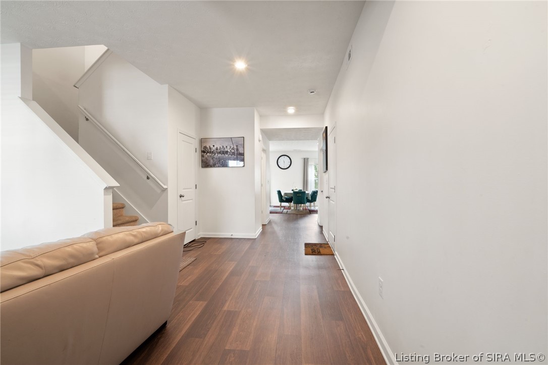 8110 Lucas Lane Property Photo 12