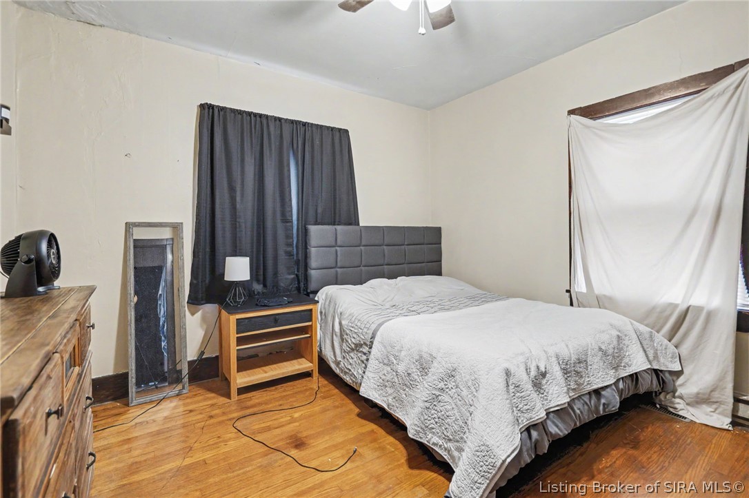 1105 E 10th Street Property Photo 14