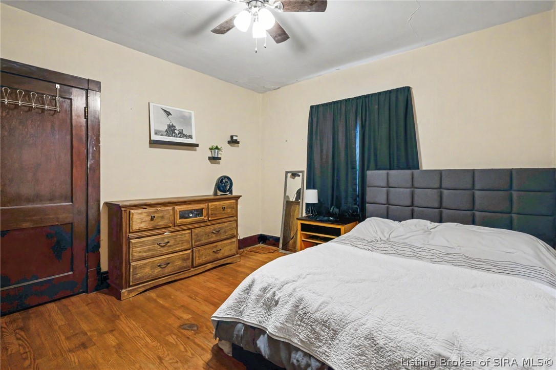 1105 E 10th Street Property Photo 15