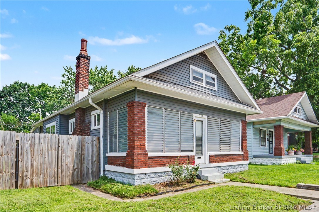 1105 E 10th Street Property Photo 28