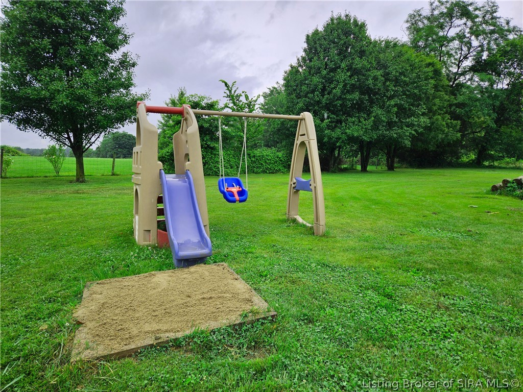4327 N 1550 W Property Photo 5