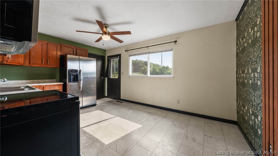 116 W Bernadine Drive Property Photo 15