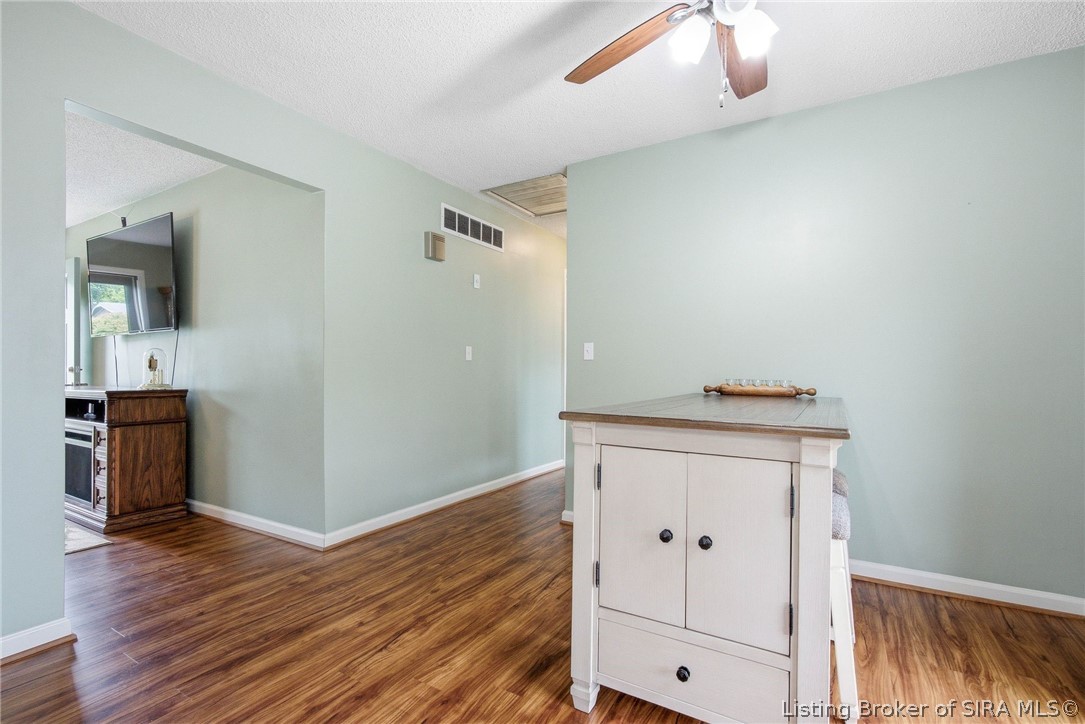 6205 Eric Drive Property Photo 11