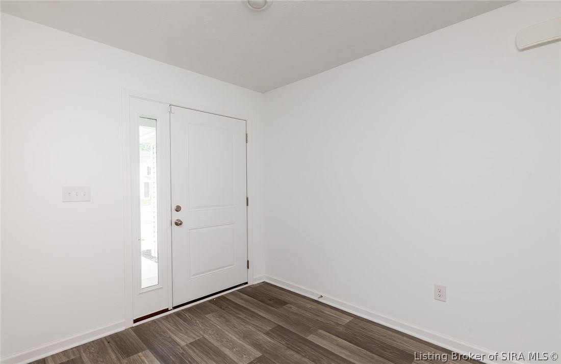 8004 Schrieber Road Property Photo 11
