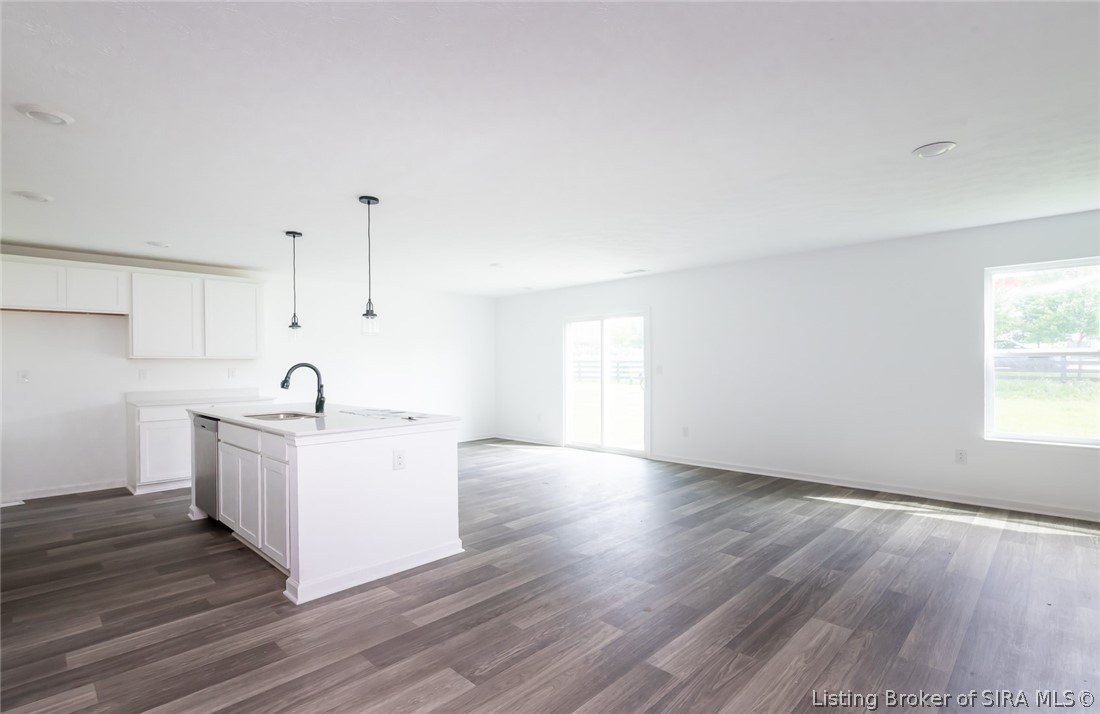 8004 Schrieber Road Property Photo 15