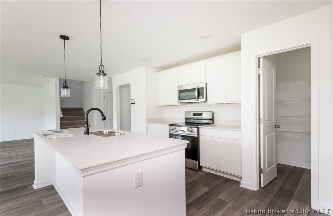 8004 Schrieber Road Property Photo 22