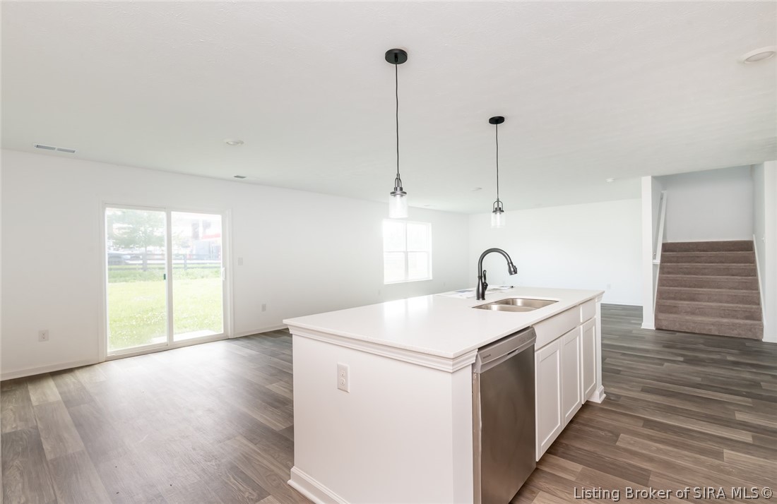 8004 Schrieber Road Property Photo 23