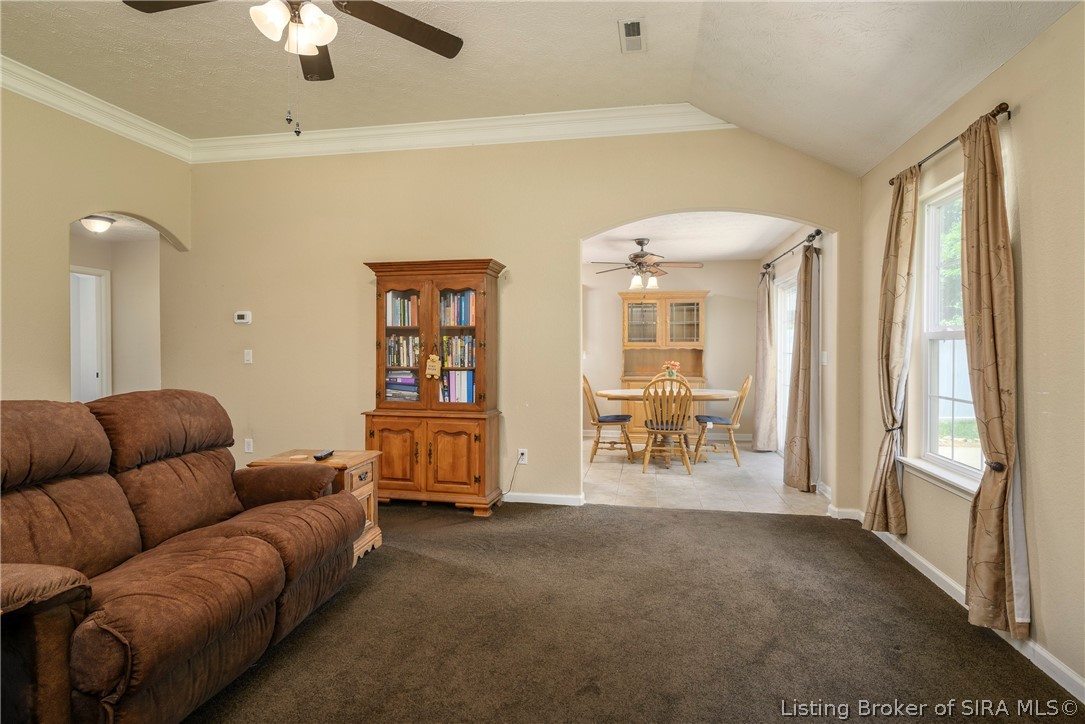 1620 Jacobs Lane Property Photo 9