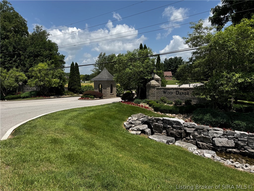 10055 Whispering Wind Drive Property Photo 3