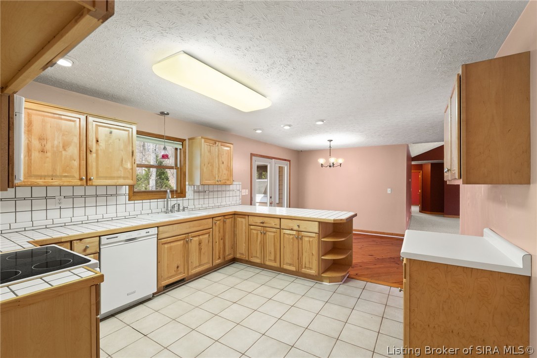 6316 W Us Hwy 150 Property Photo 14