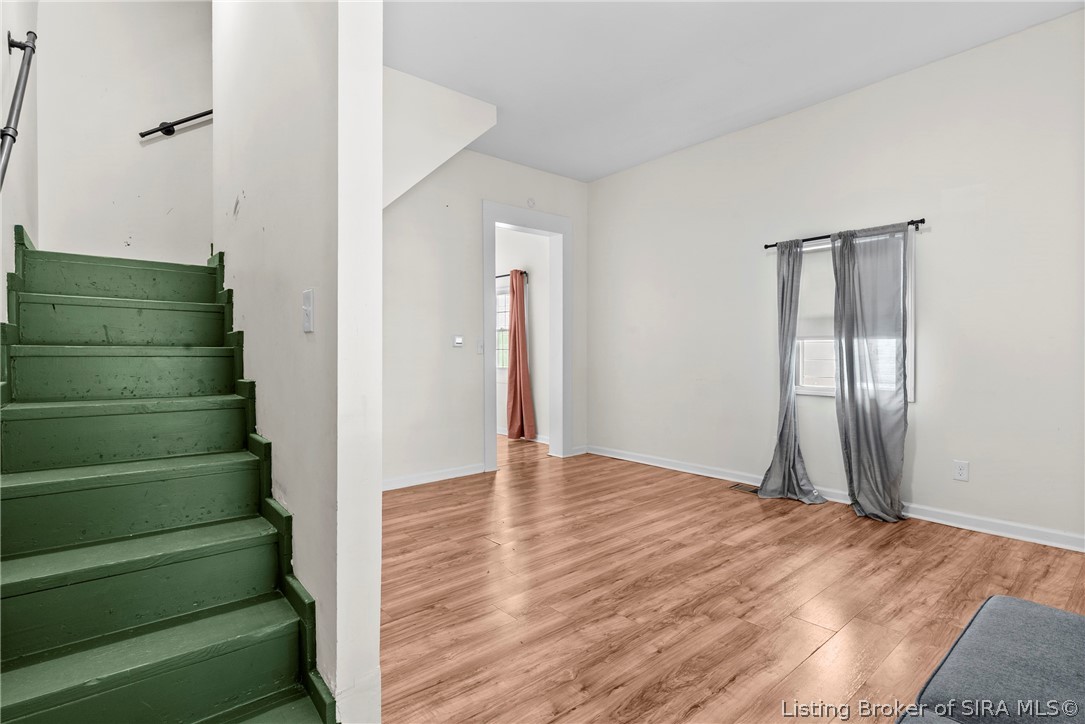 1804 E Spring Street Property Photo 8