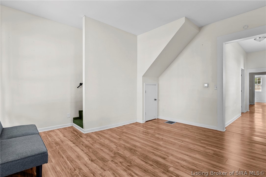 1804 E Spring Street Property Photo 14