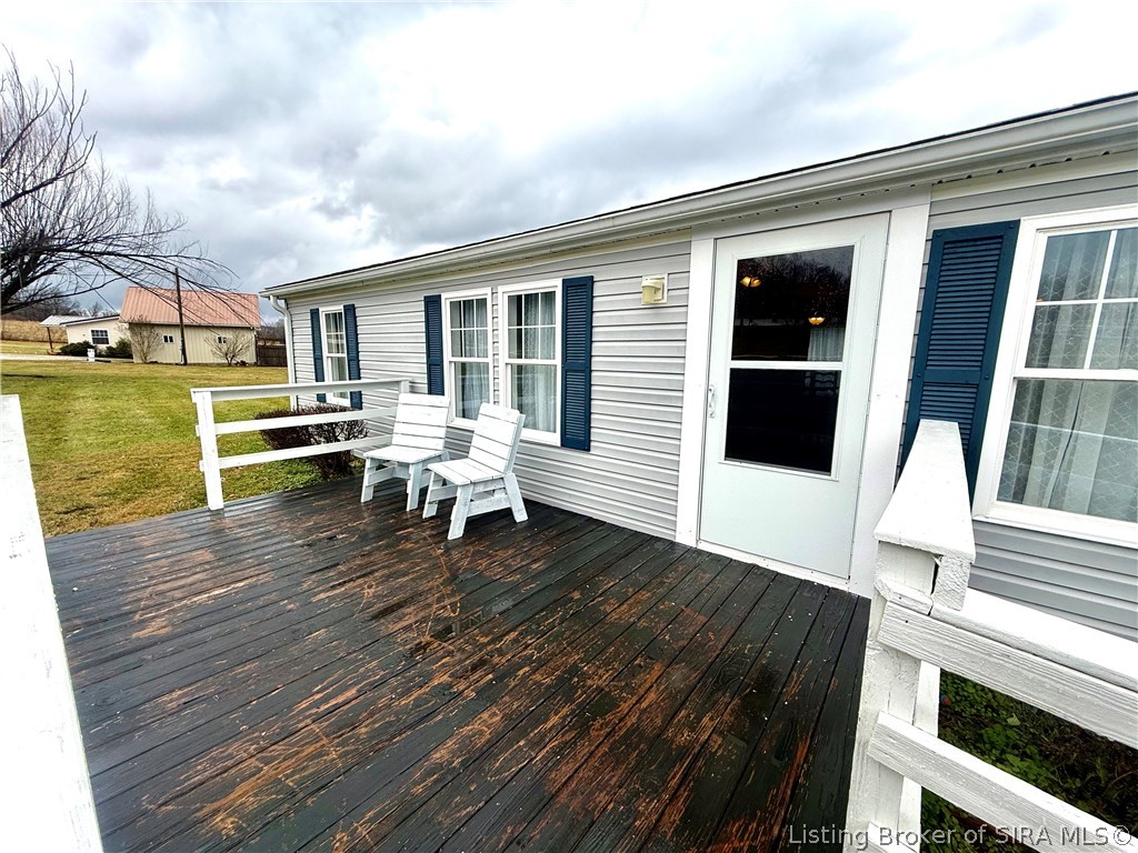738 S Triangle Road Property Photo 3