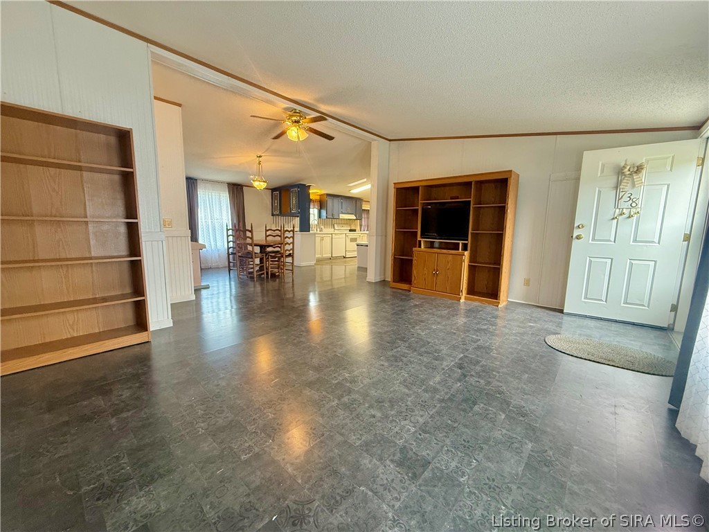 738 S Triangle Road Property Photo 5