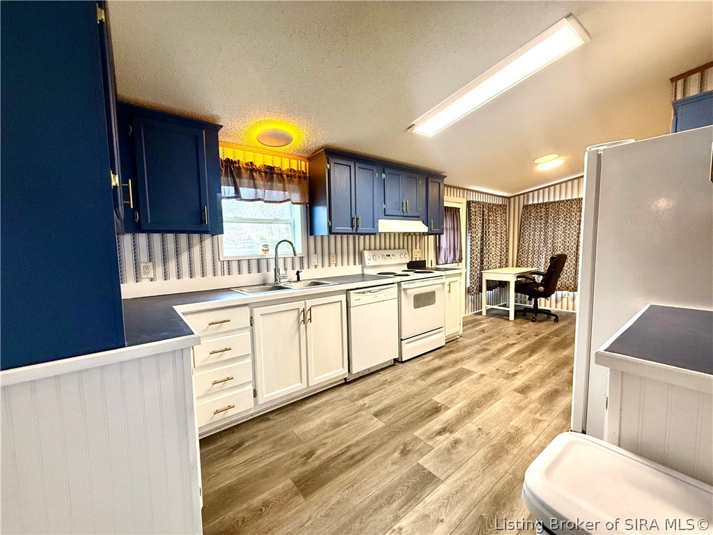 738 S Triangle Road Property Photo 8