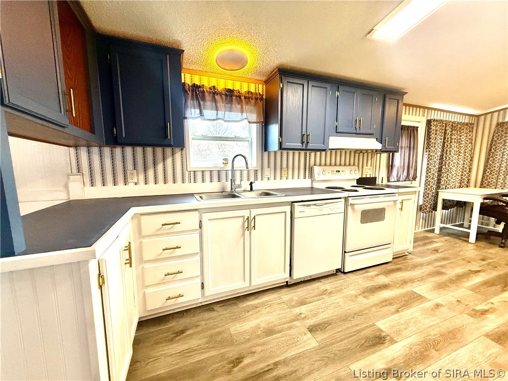 738 S Triangle Road Property Photo 9