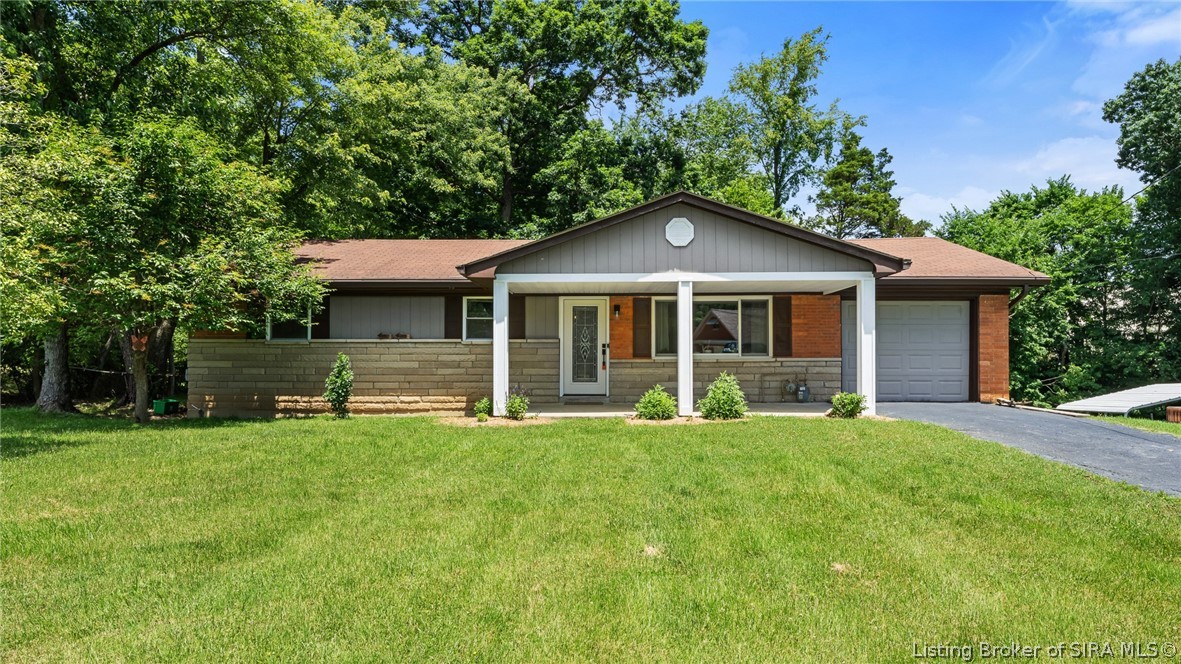 112 Cheryl Drive Property Photo 1