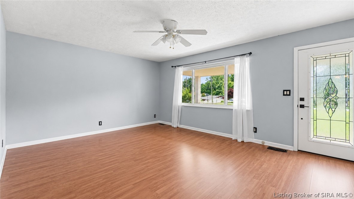 112 Cheryl Drive Property Photo 3