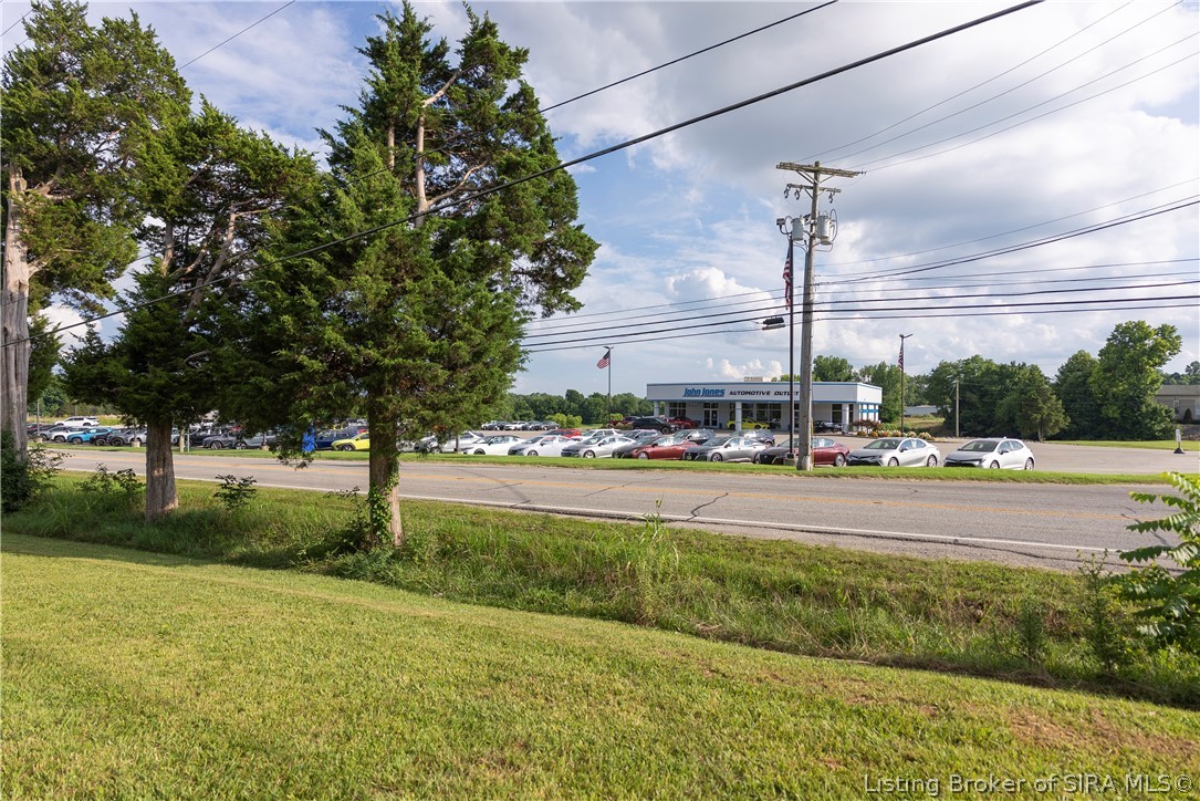 9130 Us-150 Property Photo 4