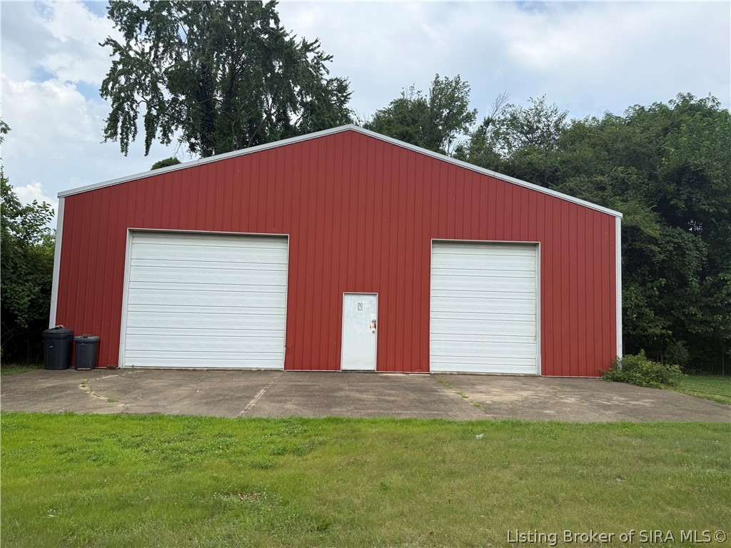 1014 Applegate Lane Property Photo 2