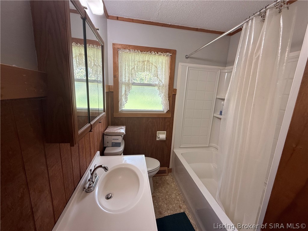 1014 Applegate Lane Property Photo 21