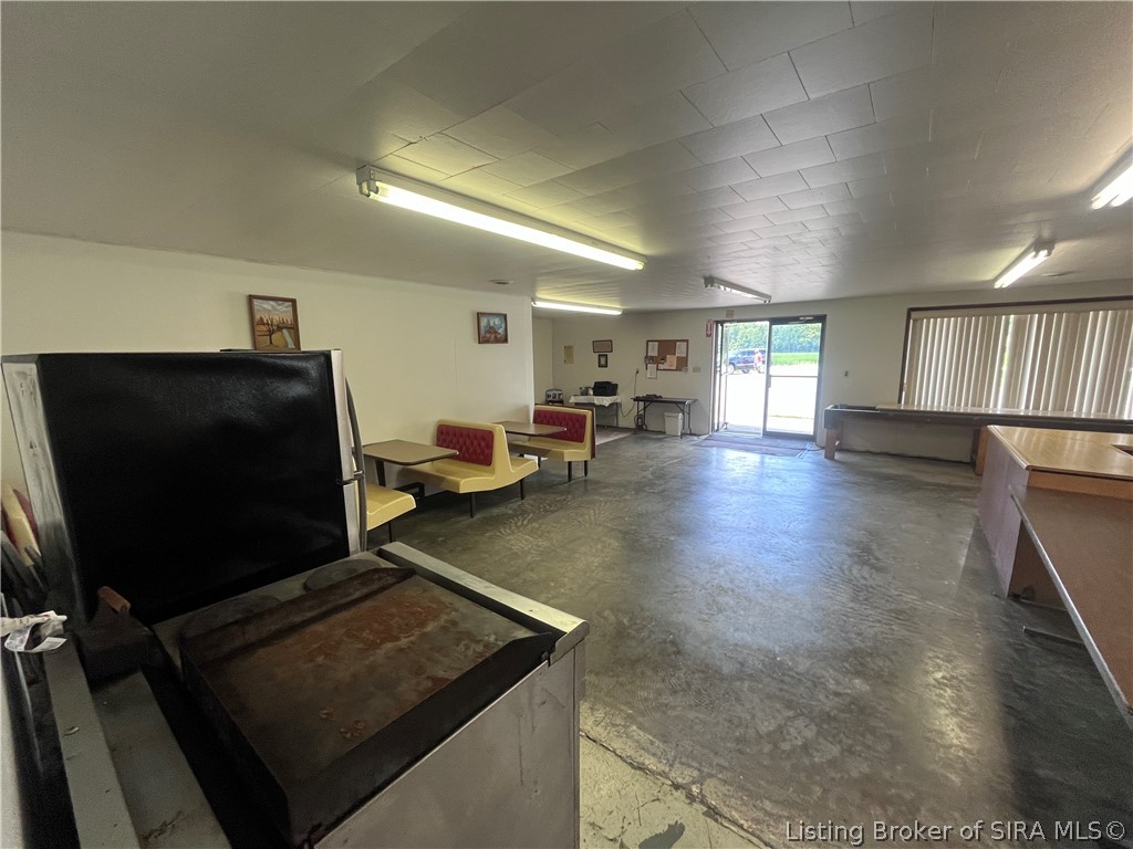 6133 S Sr 62 Property Photo 12