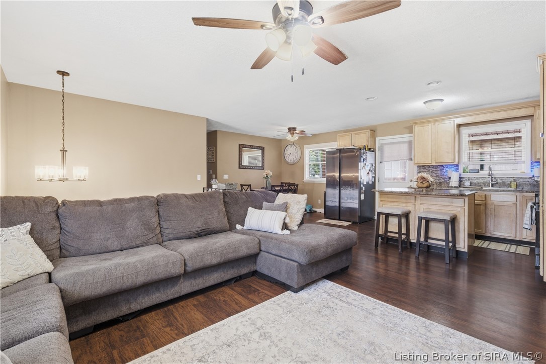 501 Circle Drive Property Photo 8