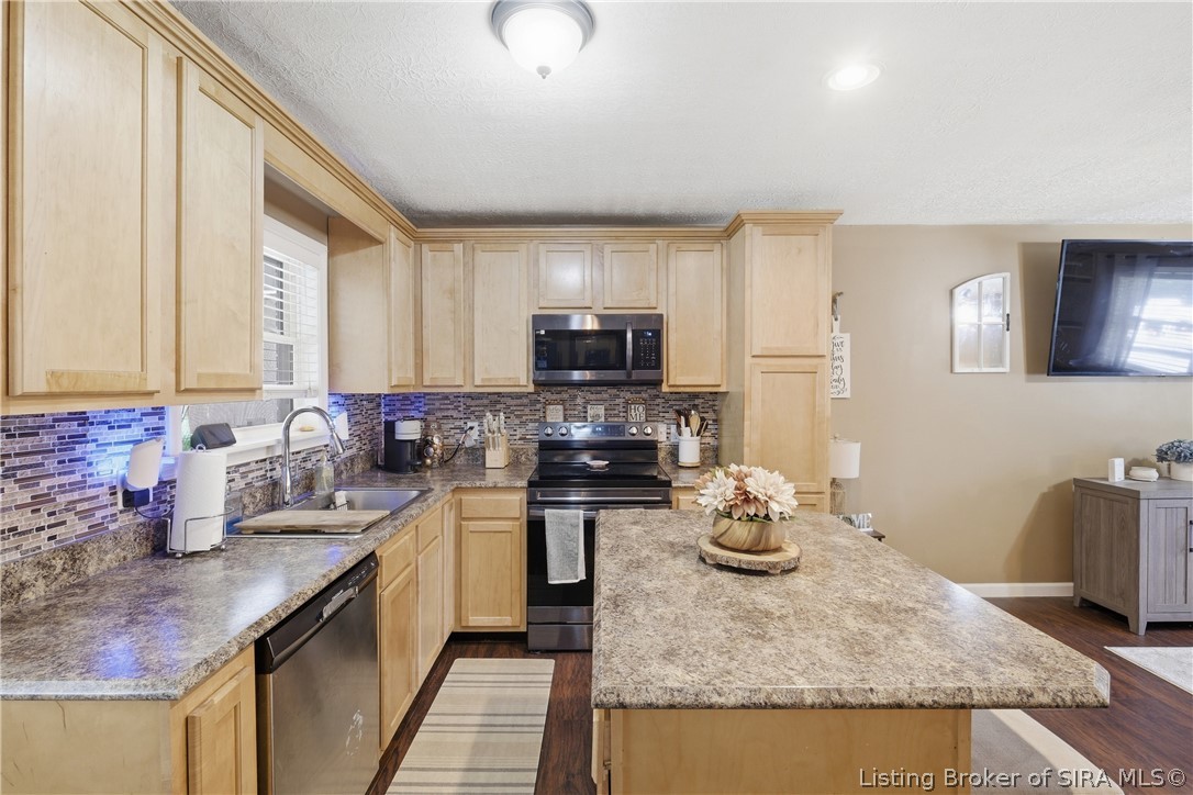 501 Circle Drive Property Photo 11