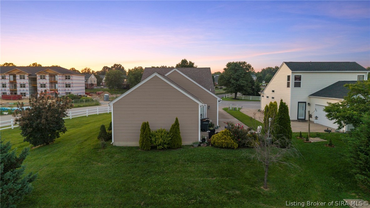 3104 Red Barn Loop Property Photo 7