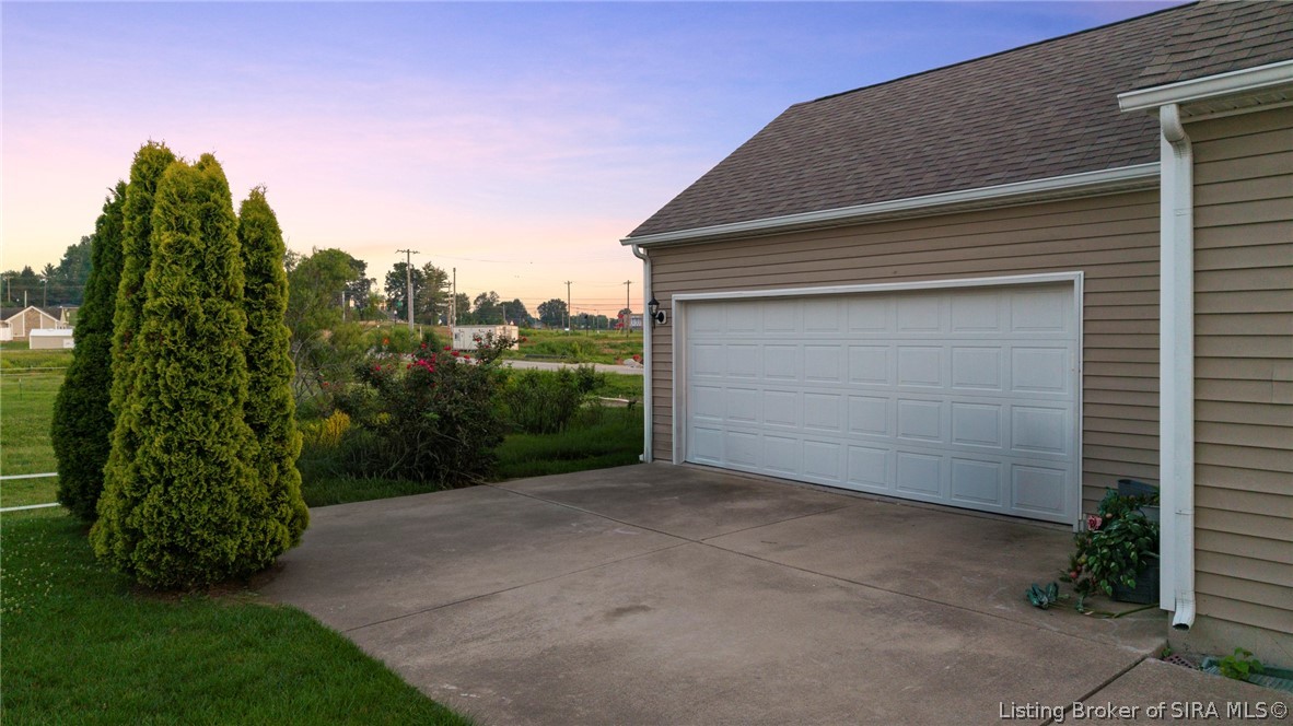 3104 Red Barn Loop Property Photo 9