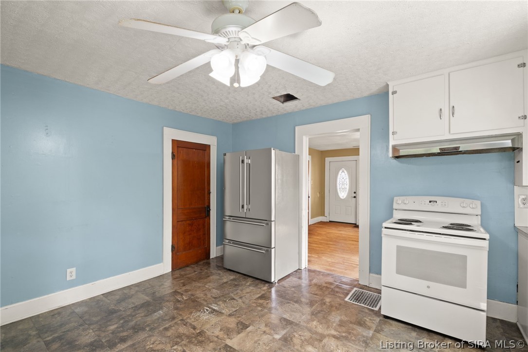 4533 State Rd 64 Property Photo 10