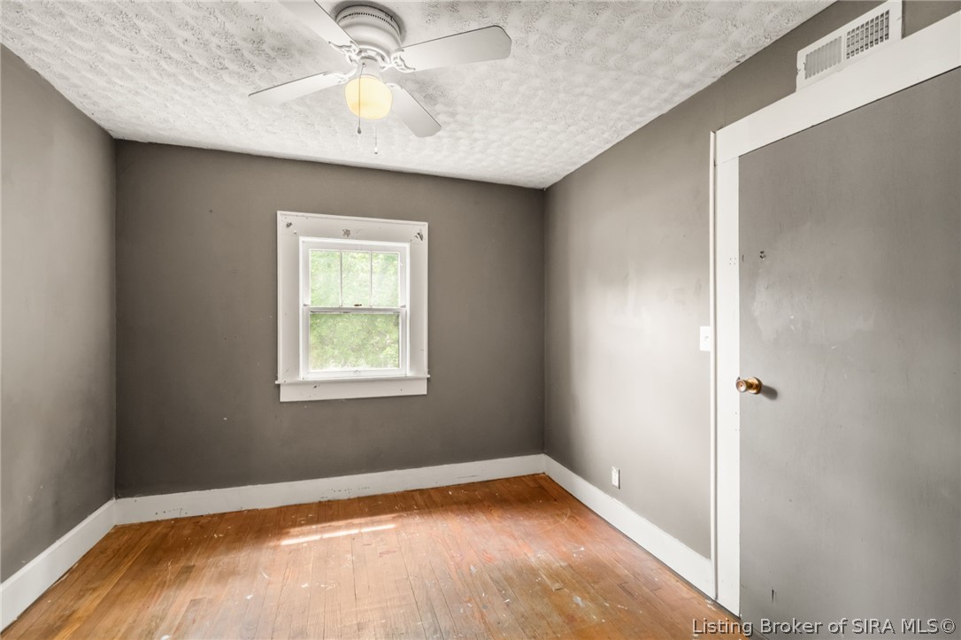 4533 State Rd 64 Property Photo 28
