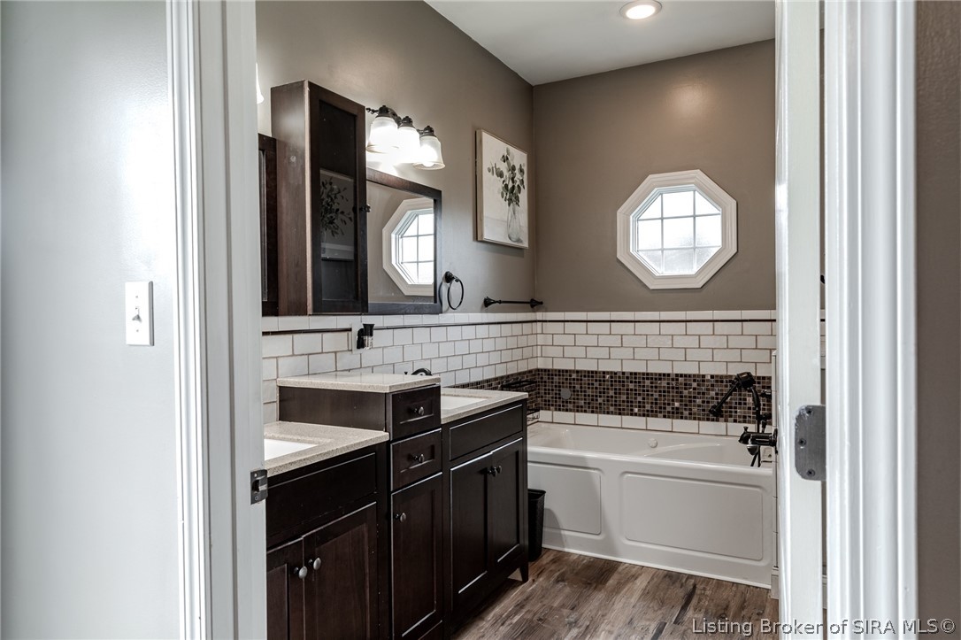 2357 Sunset Court Property Photo 18