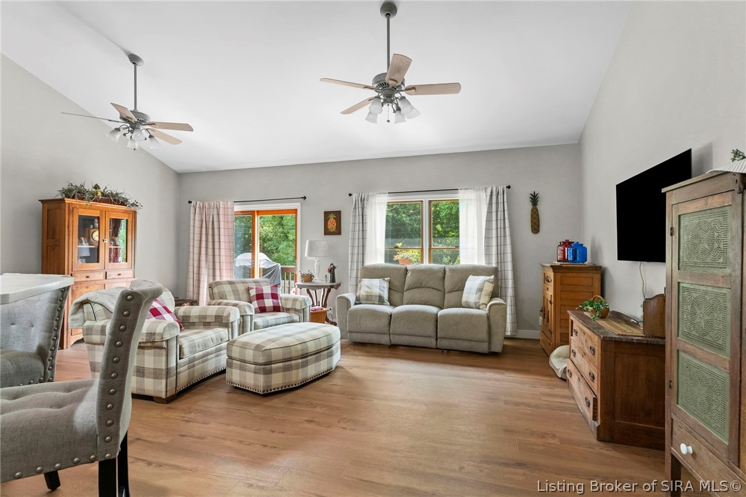 1344 Lockard Street Property Photo 5