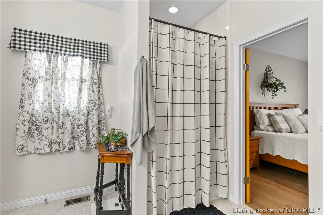 1344 Lockard Street Property Photo 16