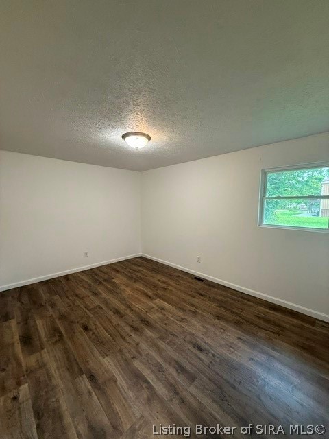 220 E Madison Street Property Photo 19