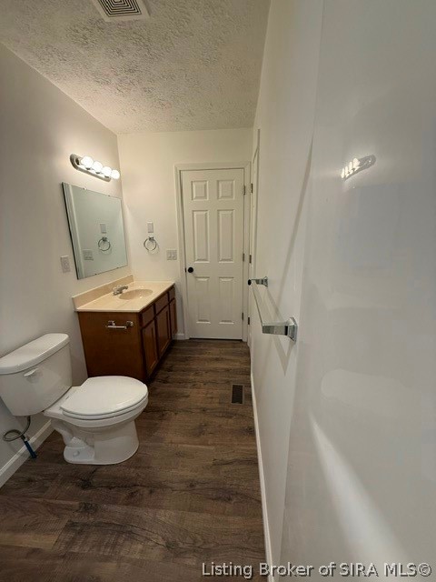 220 E Madison Street Property Photo 26