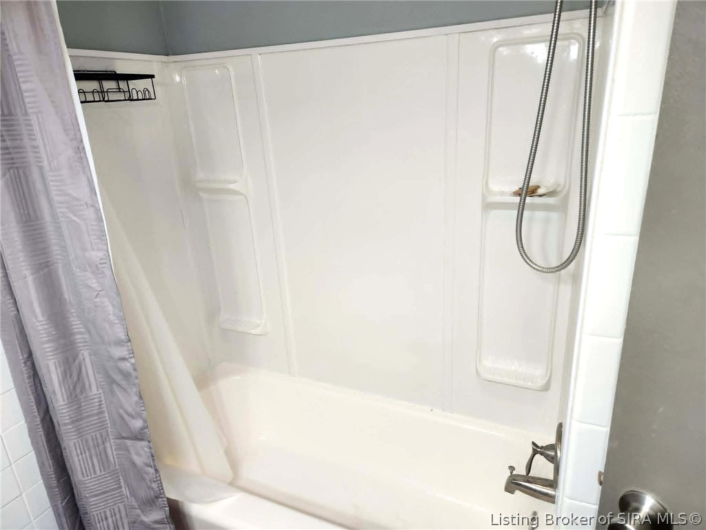 1840 E Park Place Property Photo 16