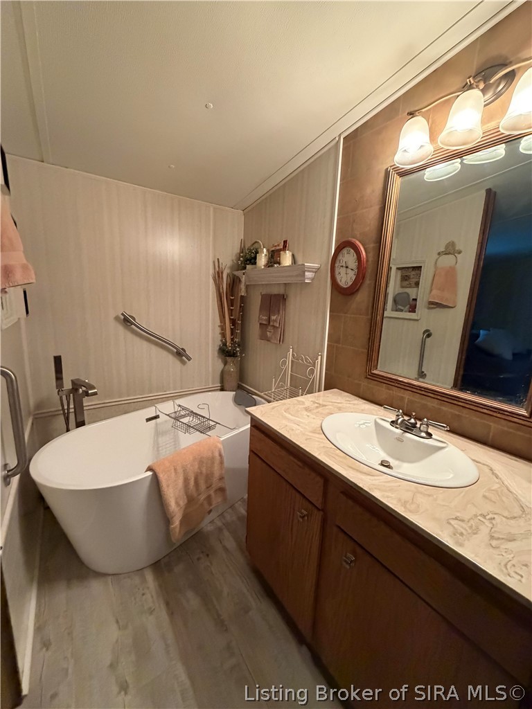 1195 N Shawn Drive Property Photo 3