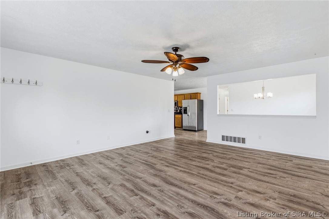 2003 Cedar Ridge Drive Property Photo 11