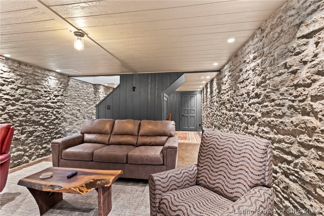 604 Mulberry Street Property Photo 31