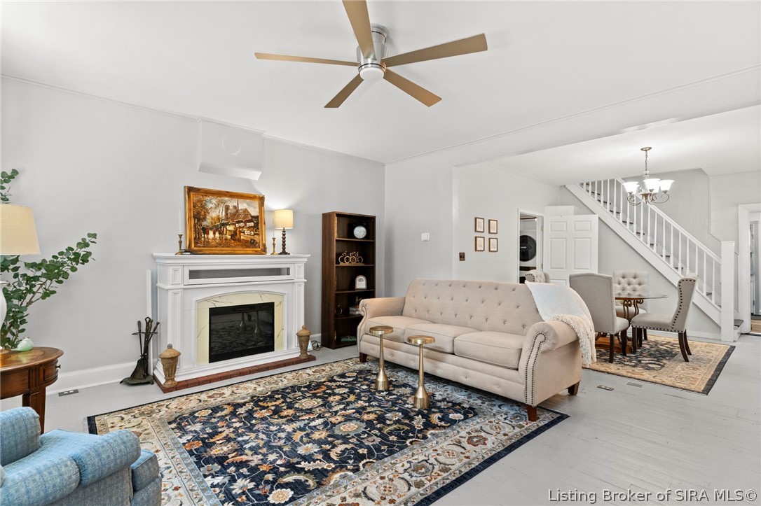 605 Walnut Street Property Photo 9