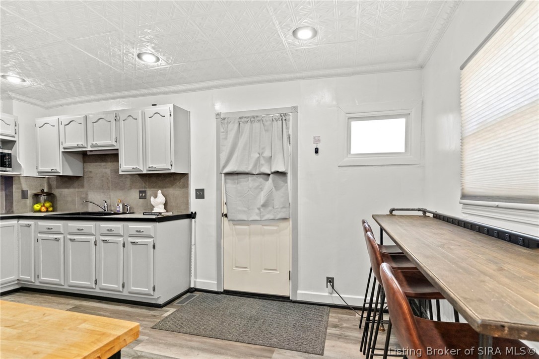 605 Walnut Street Property Photo 13