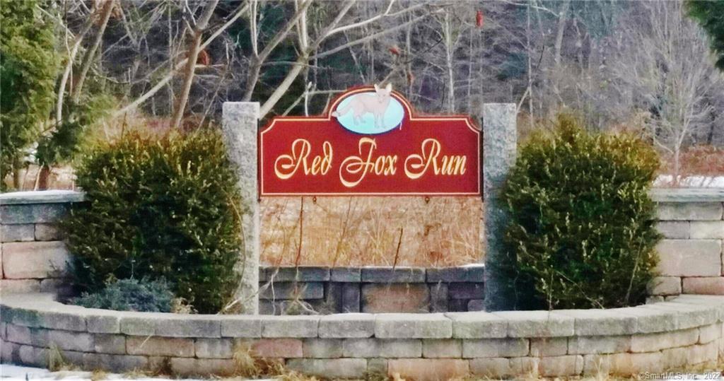 15 Red Fox Run Property Photo 2