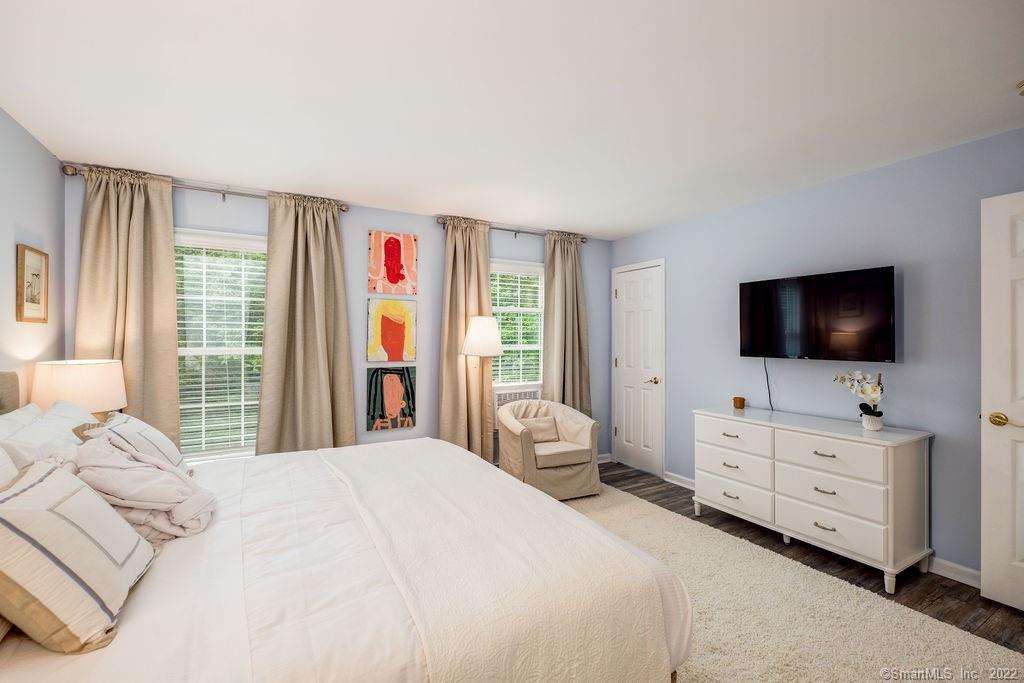 170360296 Property Photo 23