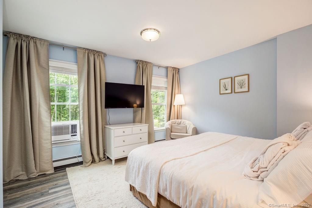 170360296 Property Photo 24