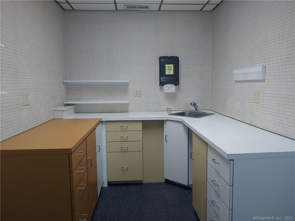 6 Storrs Road Property Photo 13