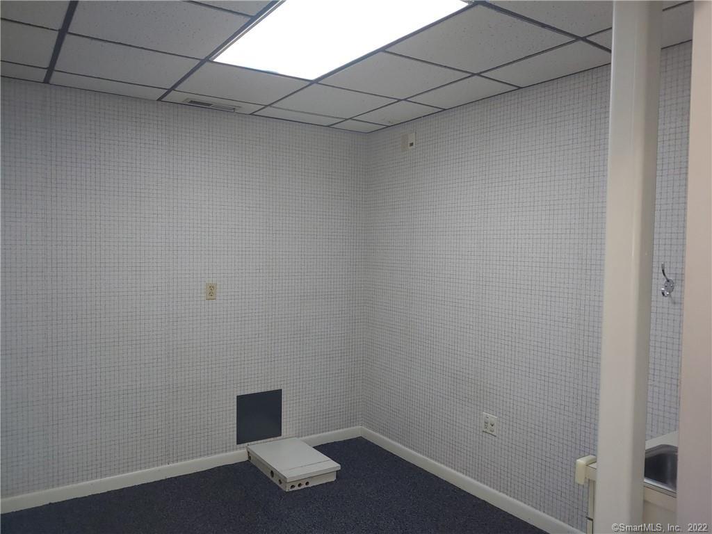 6 Storrs Road Property Photo 14