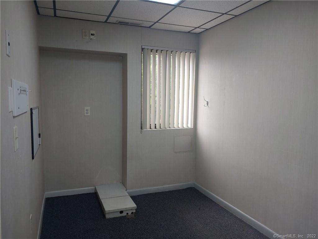 6 Storrs Road Property Photo 15